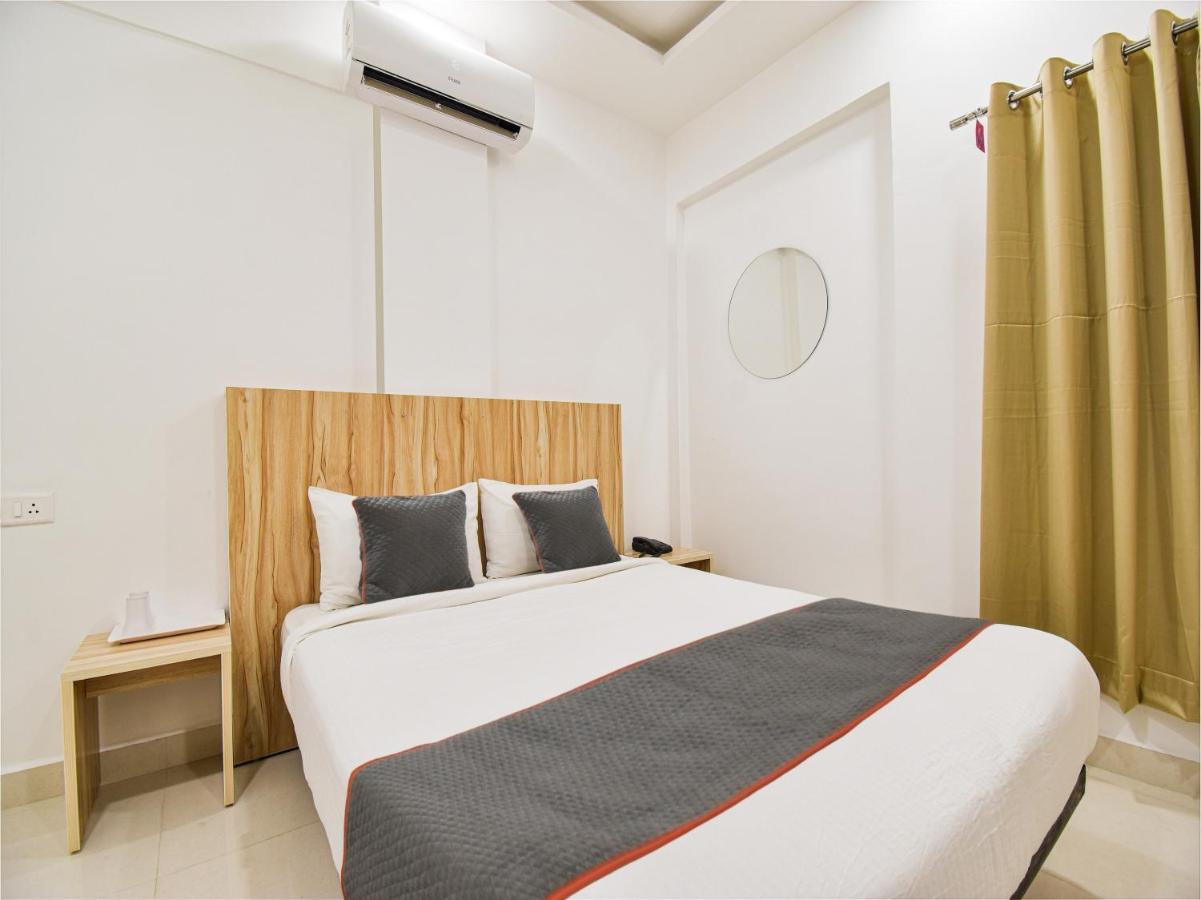 Oyo Townhouse 498 Hotel Western Нагпур Екстериор снимка