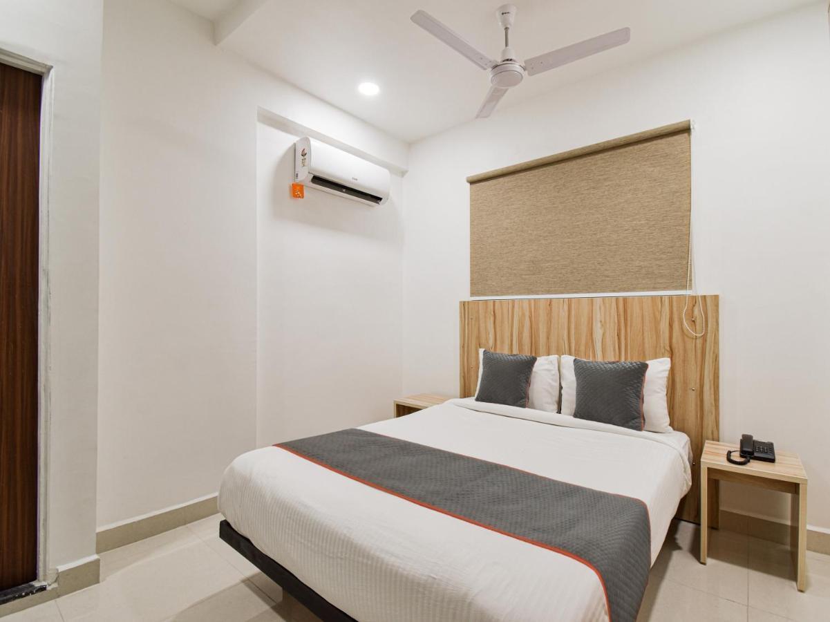 Oyo Townhouse 498 Hotel Western Нагпур Екстериор снимка