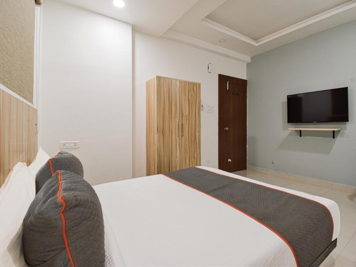 Oyo Townhouse 498 Hotel Western Нагпур Екстериор снимка